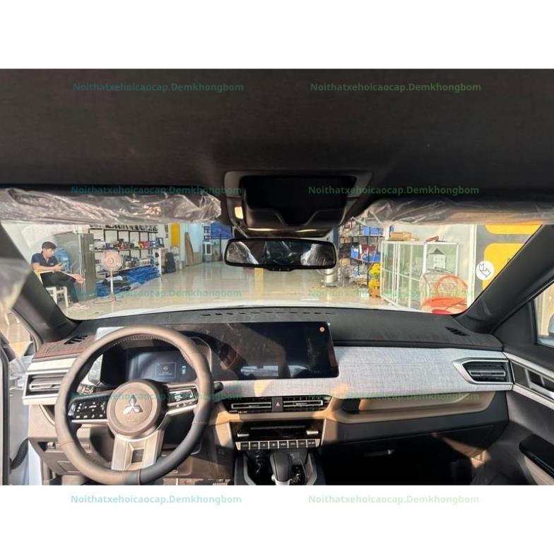 Phụ Kiện Cao Cấp Thảm Taplo Mitsubishi Xforce Form Chuẩn Zin Chống Nắng Tối Đa.