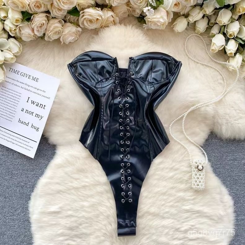 Áo bodysuit nữ sexy, ôm sát, cổ thấp, bóng mượt, kiểu dáng thanh lịch, màu tối, giả da PU Bộ jumpsui