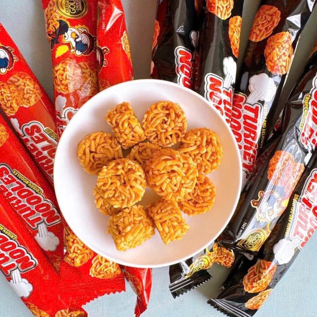 Hộp 30 gói Mì Viên Snack mì gà Turkey Noodles 30 gói x 17 gram