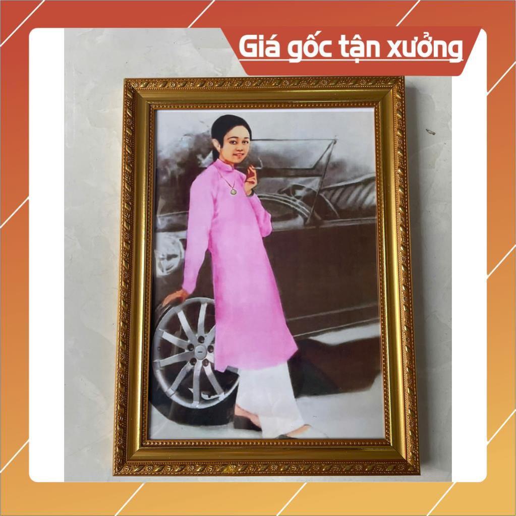 Hình thờ, Tranh treo, để bàn, Cô 5 Châu Đốc+ gồm Khung + ép plastic