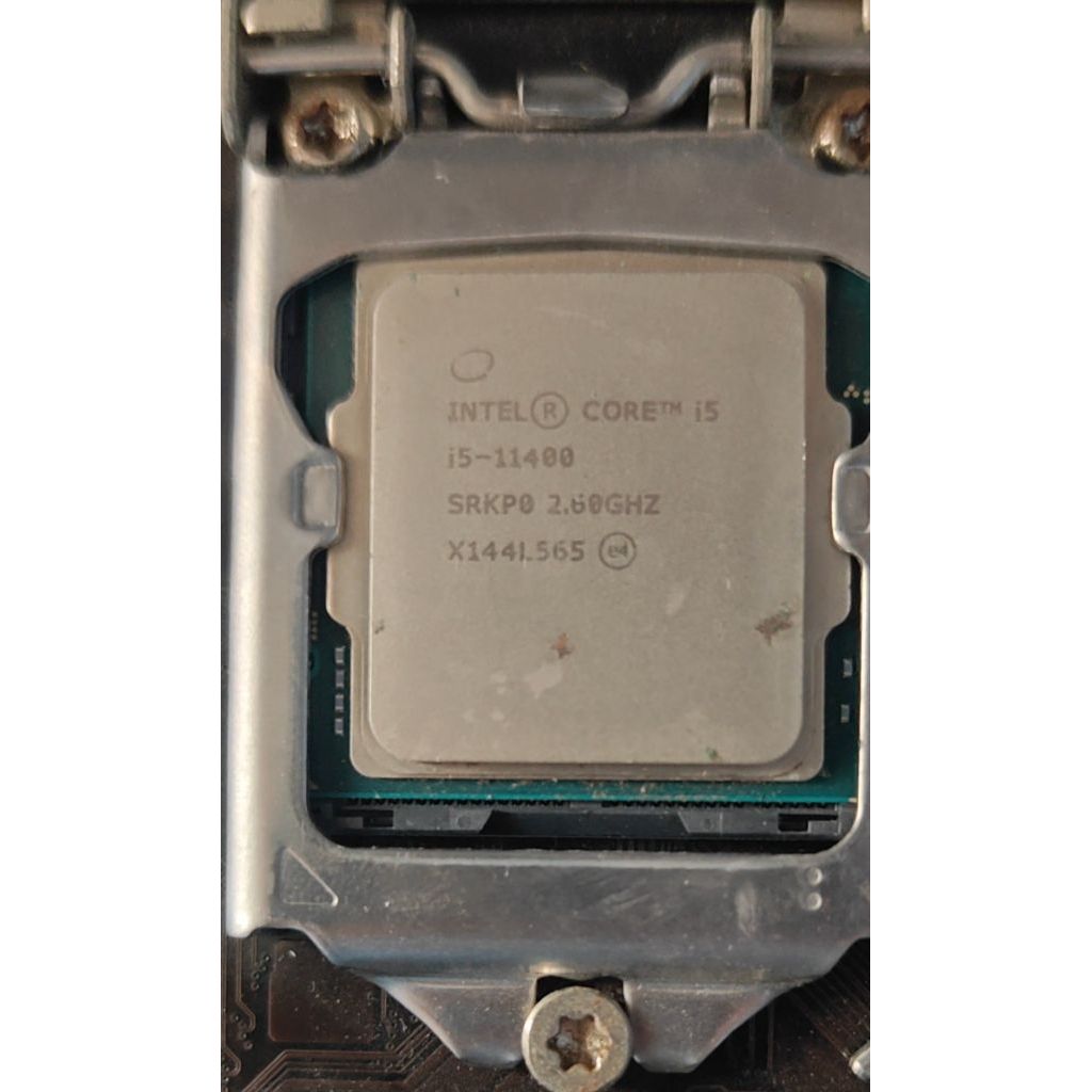 cpu i5 11400 socket 1200 như hình