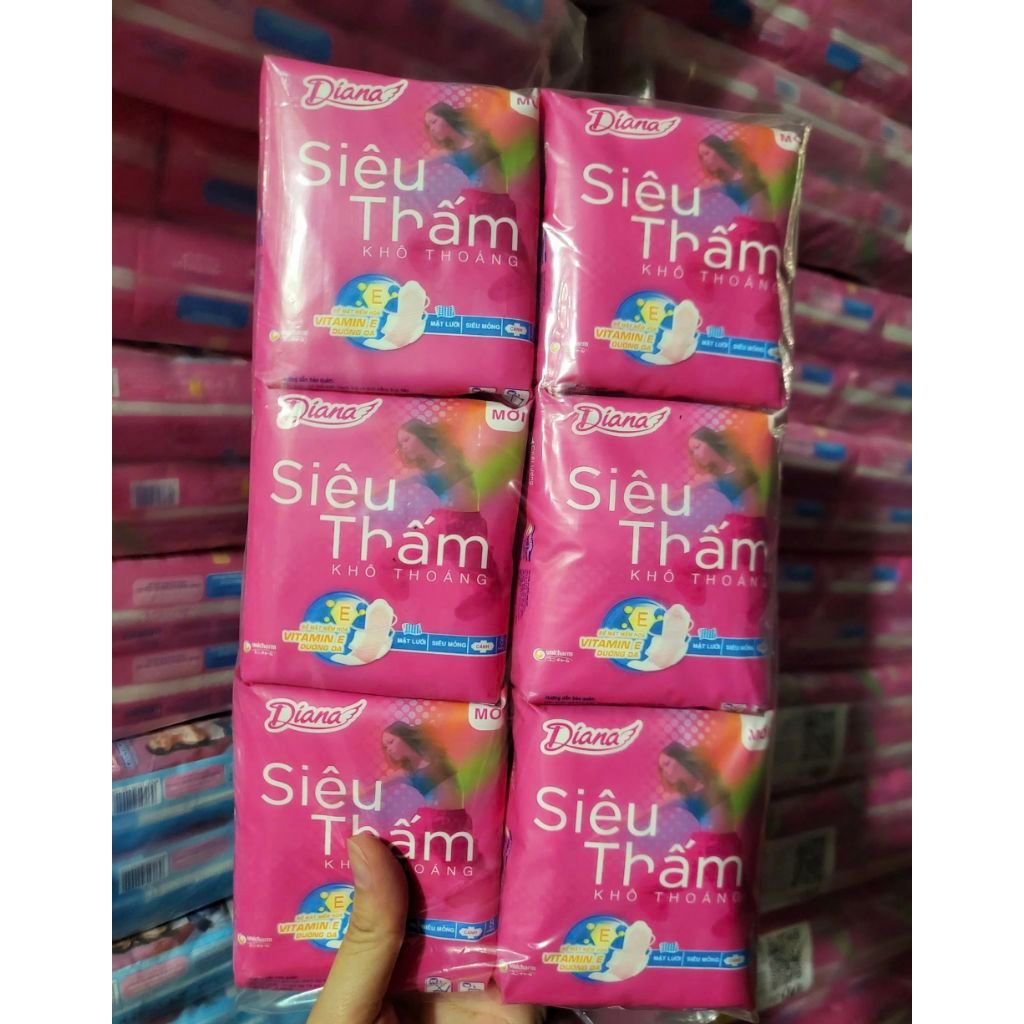LỐC 6 GÓI(48 miếng)BĂNG VỆ SINH DIANNA SIÊU THẤM, CÓ CÁNH