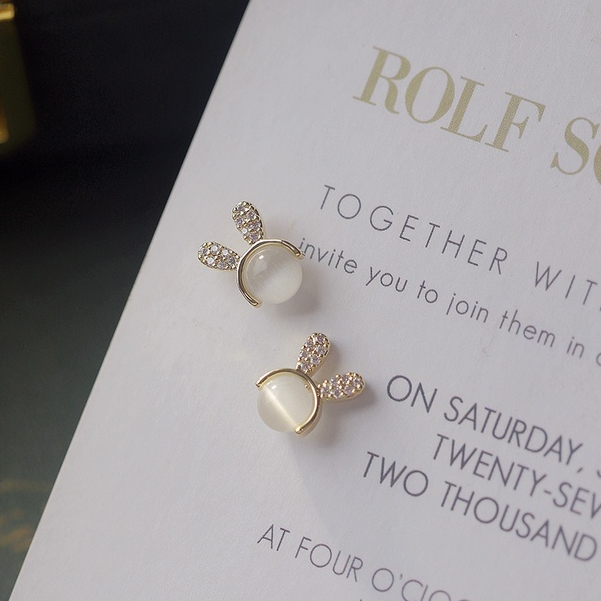 Khuyên tai kẹp không bấm lỗ chốt cố định K292 bằng hợp kim mạ vàng hình con thỏ đính đá dáng ngắn Leous