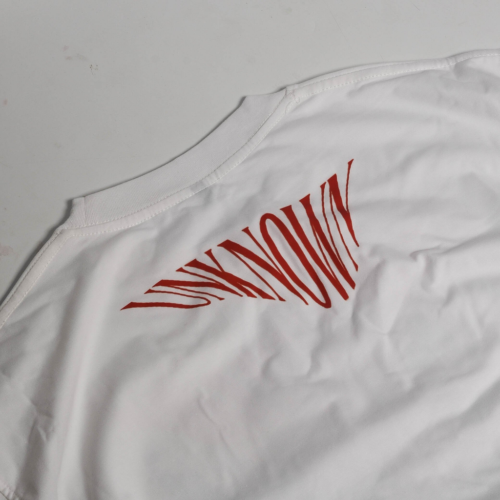 Áo thun in "moody" unknown ss2023 tay ngắn trắng cotton