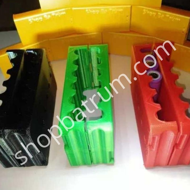 Cữ đóng cell pin 18650 max 6 cell 2p có lỗ gắn nam châm