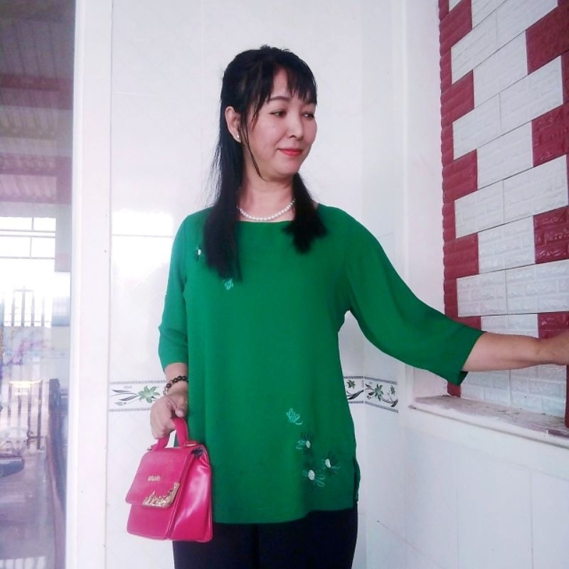 Áo kiểu nữ thời trang, size to, cân nặng từ 60 đến 68 kg