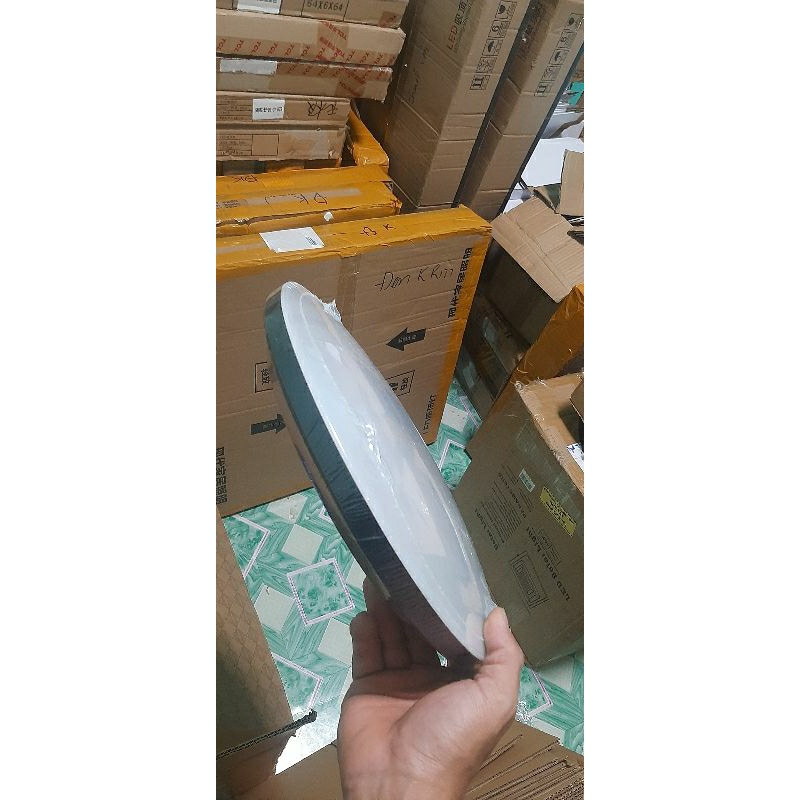 Đèn ốp trần phòng khách, phòng ngủ, ban công 24W viền vàng, đen - Ánh sáng trắng