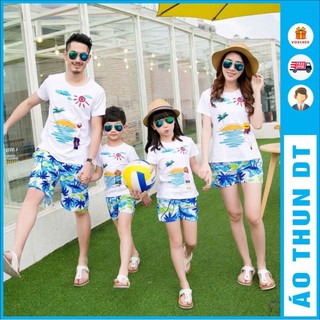 Áo thun cho cả nhà đi biển