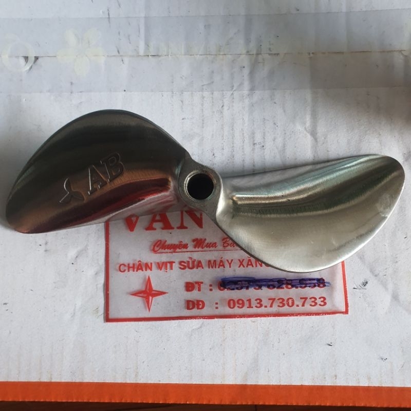 chân vịt inox 2 cánh 9hp và 11hp mủi nhọn loại bóng gương cam kết như hình giá sỉ