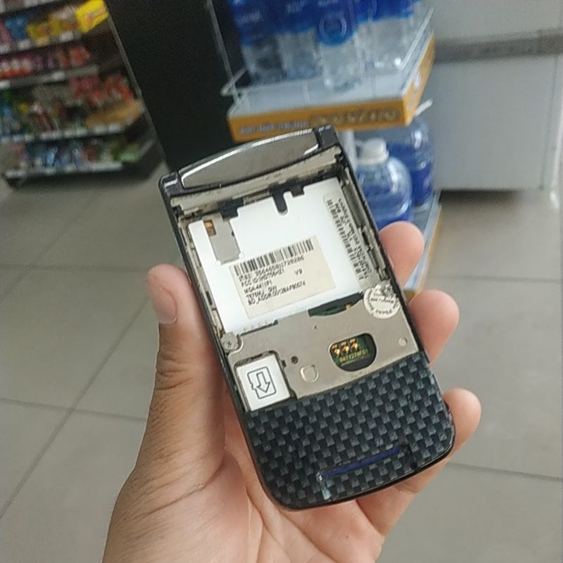 Xác điện thoại Motorola V9