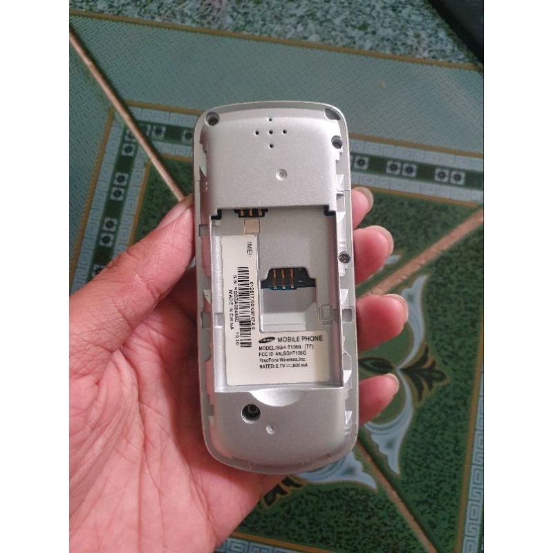 Điện thoại Samsung Sgh T105 nguyên zin đẹp, chưa unlock