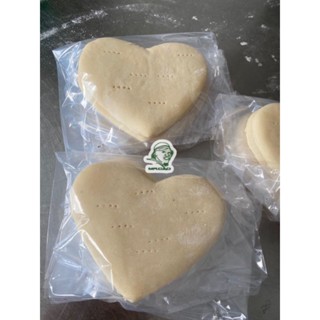 Đế bánh pizza hình trái tim size 16cm