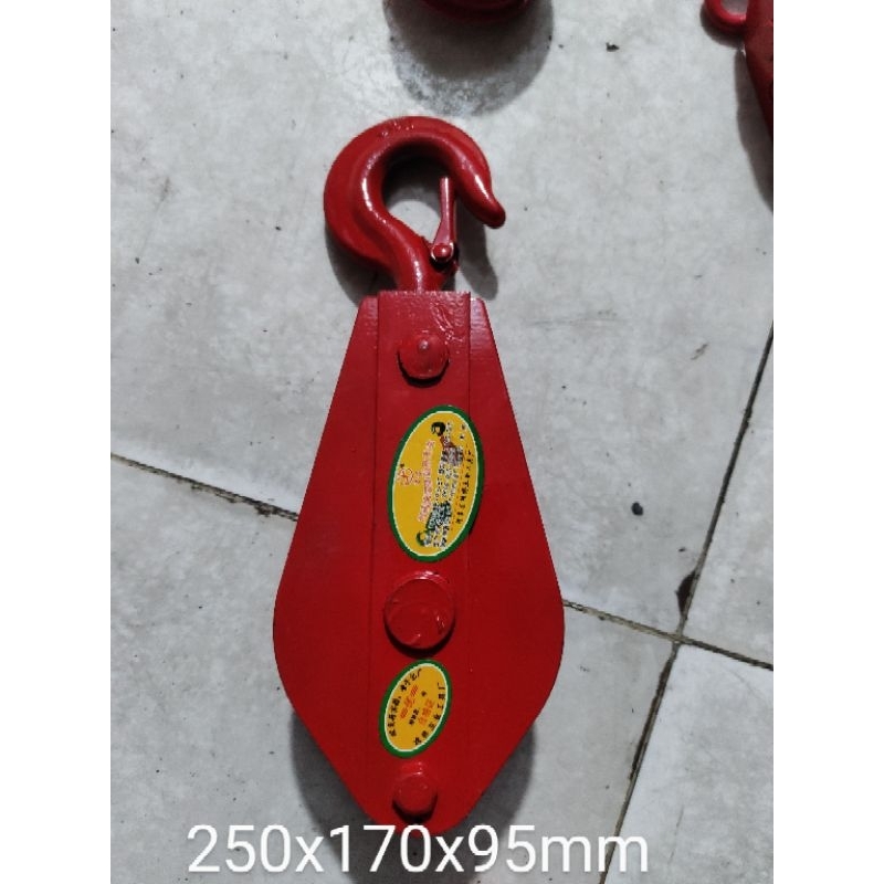 ròng rọc sắt chịu tải 500kg đến 3 tấn