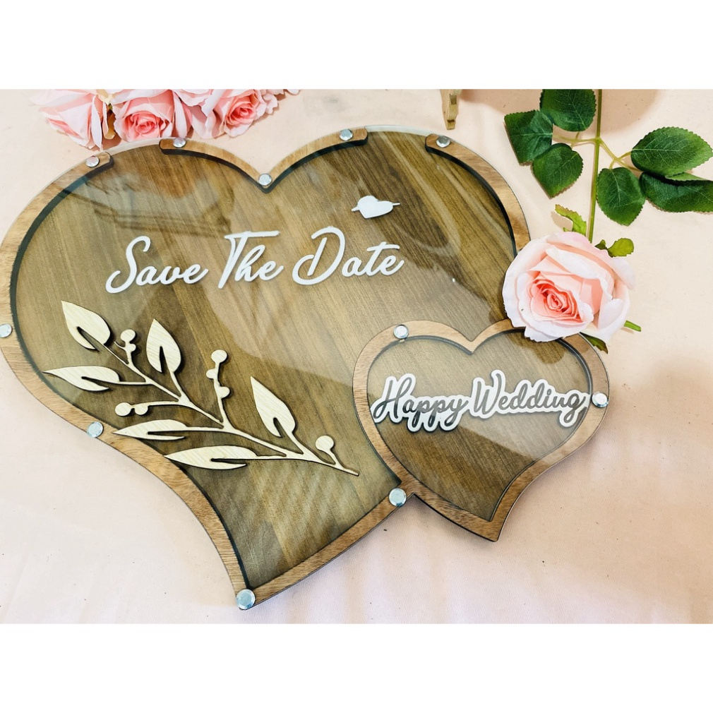 Hộp thả tim hình trái tim in tên cặp đôi và bộ Xếp hình bằng gỗ hình con sư tử màu đỏ