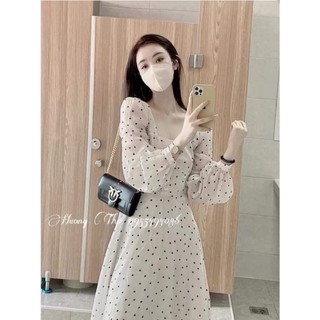 Đầm voan chấm bi cổ vuông tay dài