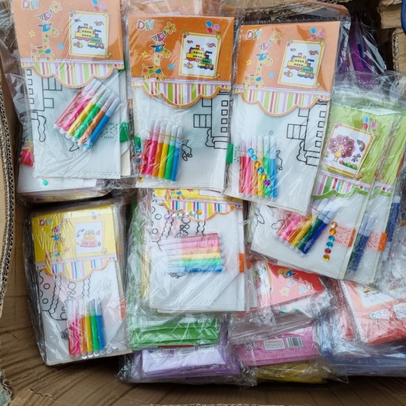 Túi Vải Tô Mầu (tặng kèm 6 bút dạ màu và 6 viên đá mầu trang trí) - Quà tặng cho bé