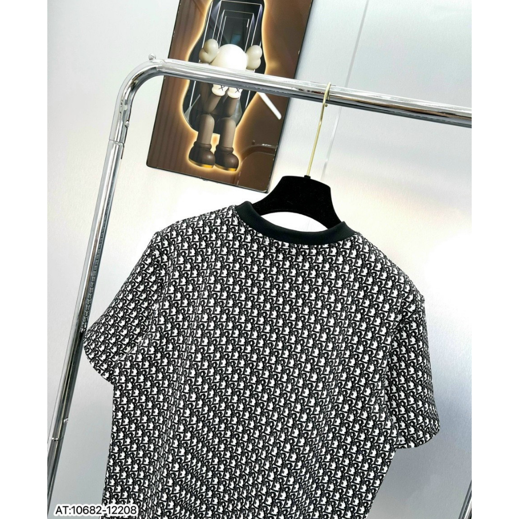 Áo thun nam DIO họa tiết phối phong cách trẻ trung chuẩn form