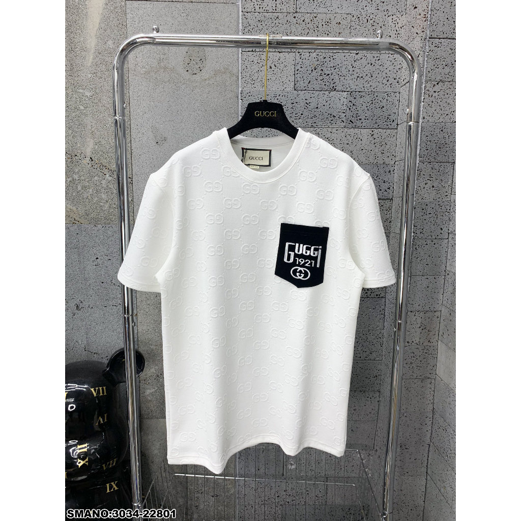 ÁO THUN GUCCI TÚI NGỰC DẬP VÂN NỔI THEDA BARA , ÁO THUN GC NAM NỮ UNISEX SIÊU PHẨM CHÀO XUÂN 2023.Gentlemen's Fashion