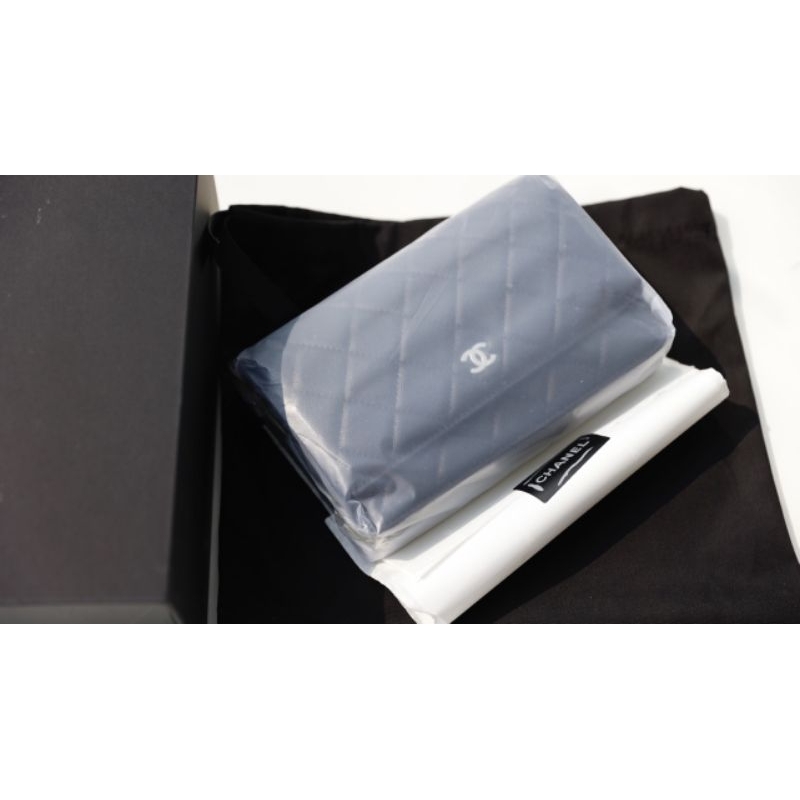 Túi xách nữ thời trang C.N da caviar tag bạc sz19cm đẹp dã man fullbox 2 lớp