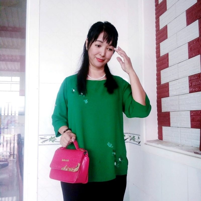 Áo kiểu nữ thời trang, size to, cân nặng từ 60 đến 68 kg