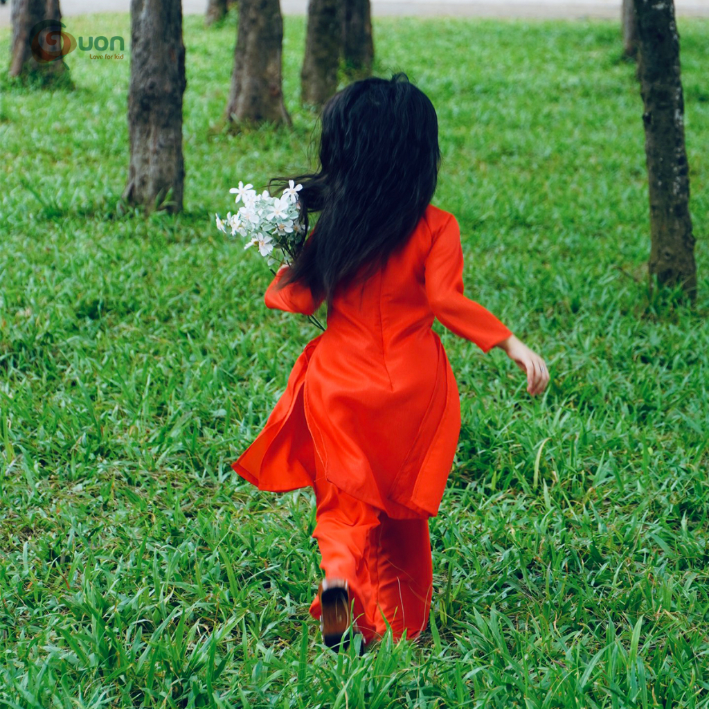 A﻿́o dài Tết 2 tà cho bé 1 2 3 4 5 6 7 8 9 10 tuổi - GUON