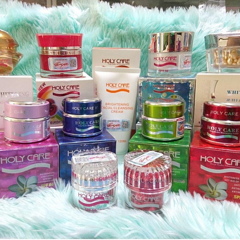 KEM HOLYCARE ĐÔNG TRÙNG - LINH CHI 9 TÁC DỤNG 20G - MỜ THÂM NÁM - NGỪA LÃO HOÁ