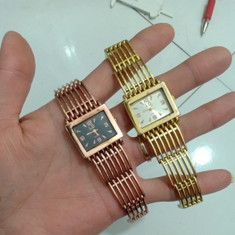 (giá sỉ ) đồng hồ nữ thời trang mặt vuông tank hiệu LD giá rẻ