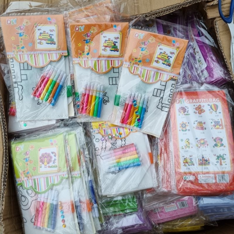 Túi Vải Tô Mầu (tặng kèm 6 bút dạ màu và 6 viên đá mầu trang trí) - Quà tặng cho bé