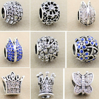 Charm xỏ tròn đính đá nhiều màu thiết kế mùa 2023- Linhcharms