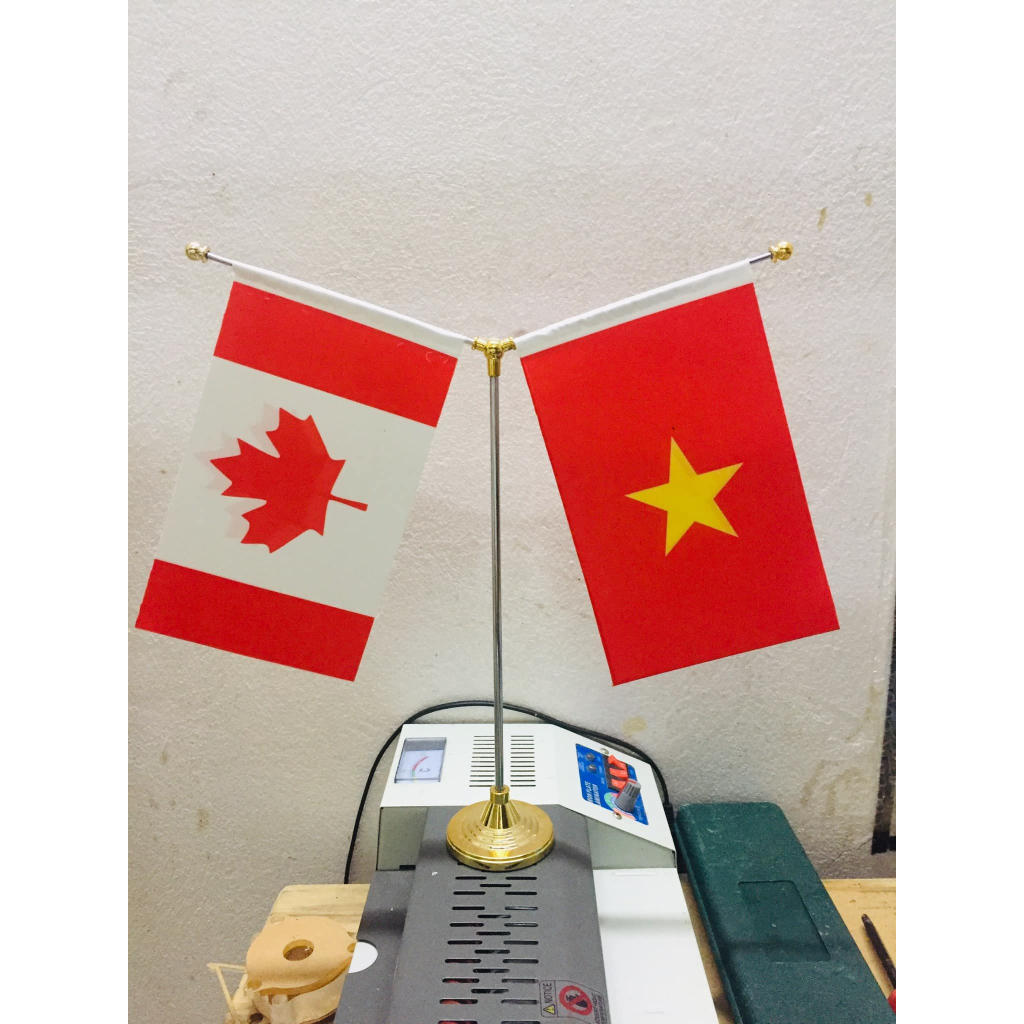 Cờ Để Bàn Mạ Vàng