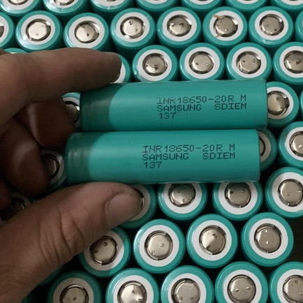 Cell pin 18650 Samsung 20R dung lượng 2500-2800mAh tháo khối đẹp dung lượng cao