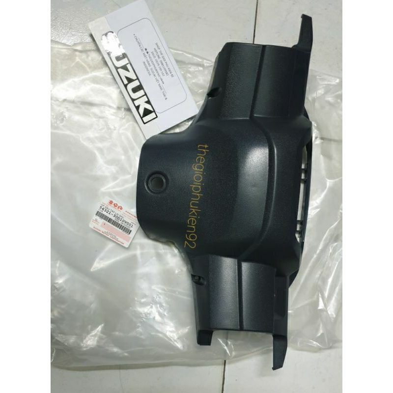 Bợ Cổ (Bợ Đồng Hồ, Ốp Sau Tay Lái, Gáy Sau) Của Dòng SUZUKI Viva 110, Royal 110-Hàng chính hãng