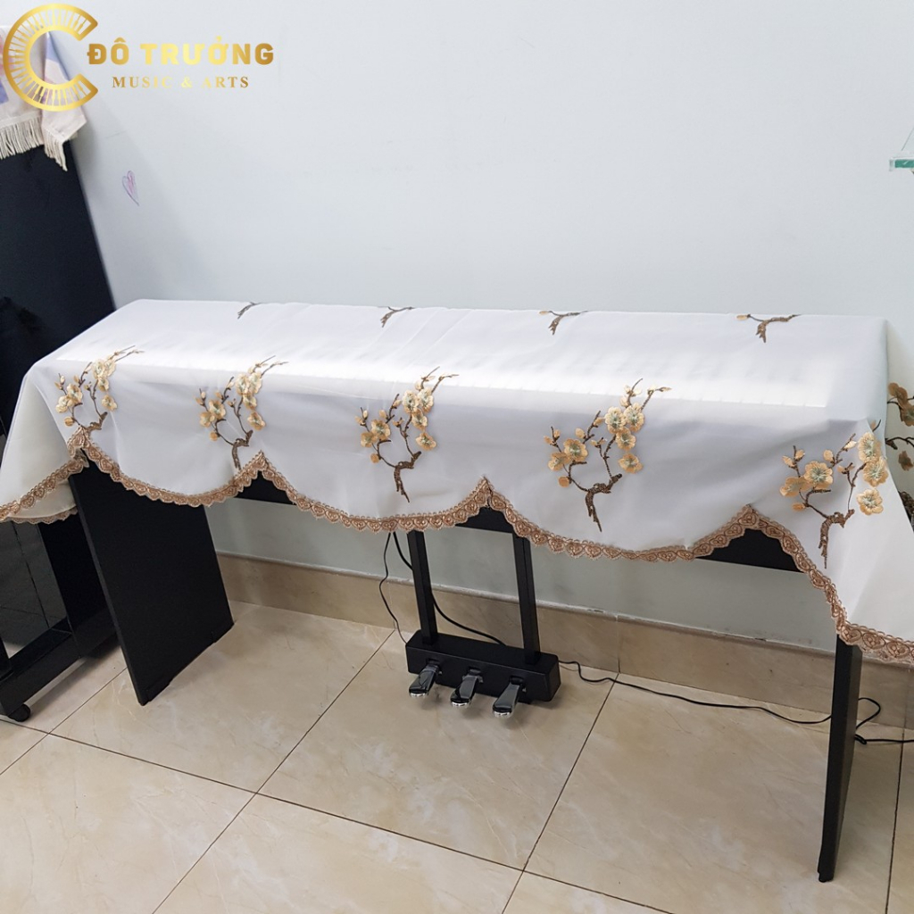 Khăn phủ đàn Piano điện mẫu thêu hoa mai vàng