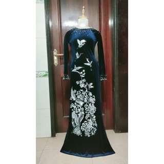 Áo dài nhung thêu kết cổ