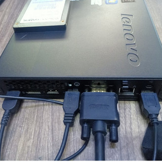 Máy tính mini Lenovo M73P Nhỏ gọn