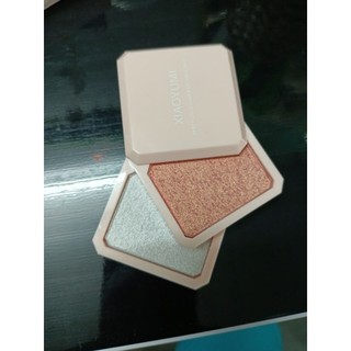 Phấn nhũ sáng highlight và má hồng 2 tầng