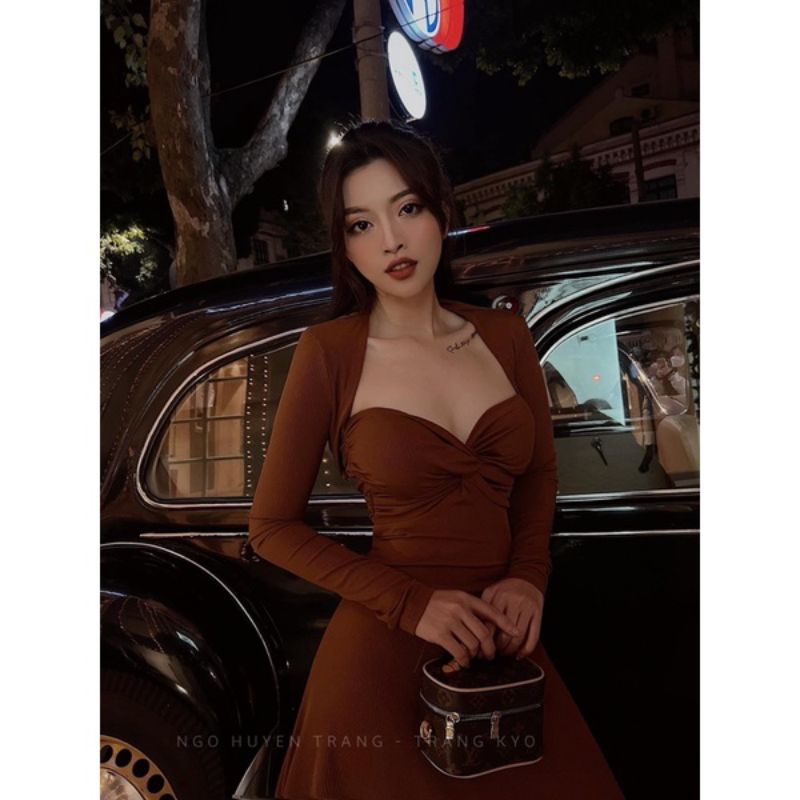 VÁY CUP NGỰC XOÈ NHẸ CÓ MÚT NHƯ HÌNH