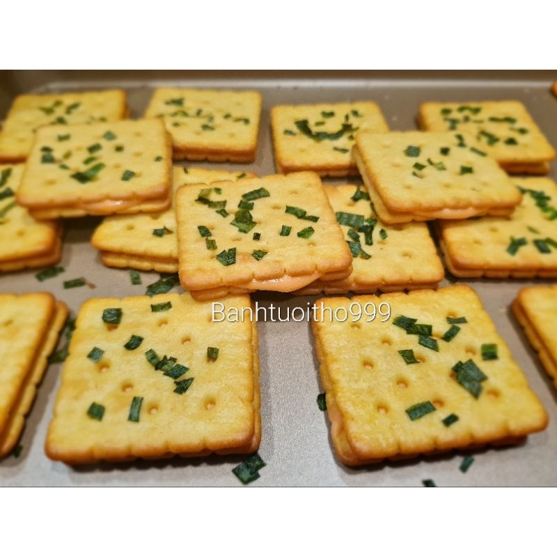 Bánh hành kẹp phô mai kéo sợi siêu ngon.