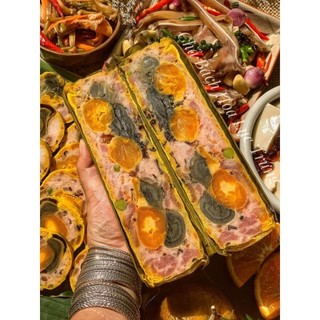 Chả Bách hoa trứng muối bắc thảo - đòn 500gr (Chỉ giao hàng ở Tp.HCM)