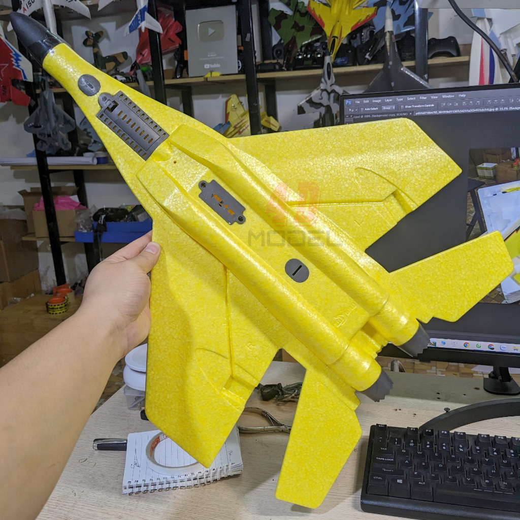 Bộ vỏ KIT máy bay Mig-29 . Xốp đúc EPP siêu dẻo, bao đập. Dài 60cm, sải cánh 44cm. Đầy đủ phụ kiện đi kèm