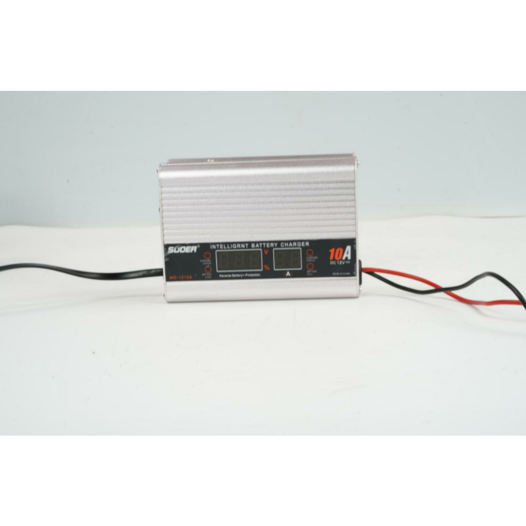 Sạc ắc quy 12V-10A có màn hình hiển thị - MD-1210D+