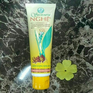 Sữa rửa mặt có hạt nghệ Thorakao , 100g .