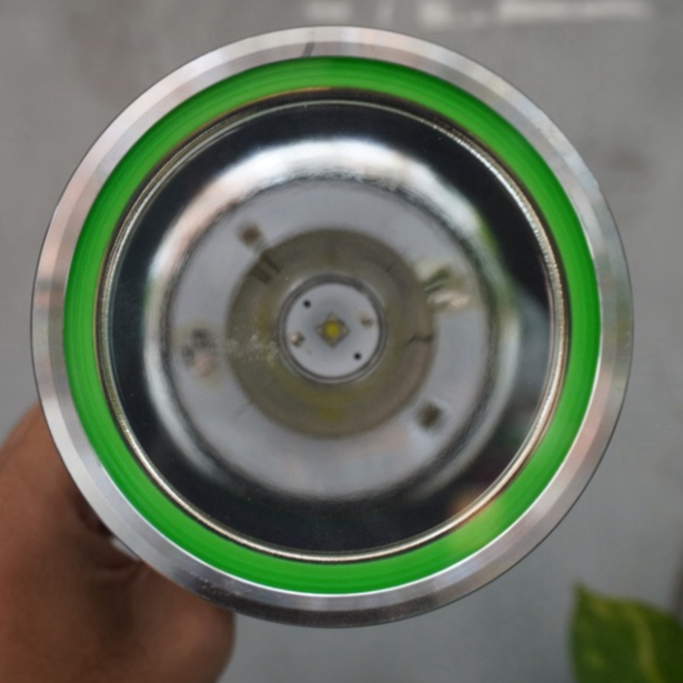 Đèn pin đội đầu đèn soi bắt côn trùng ếch nhái cào cào siêu sáng siêu xa pin trâu MTMAX E10