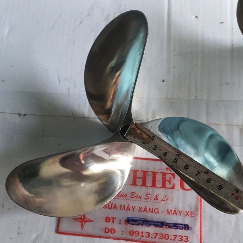 Chân vịt inox 3 cánh 6.0 và 6.5 cano máy nhong cốt xéo loại bóng gương  cam kết như hình giá sỉ