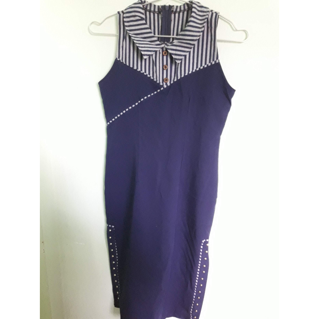 váy body xẻ tà + xoắn ngực