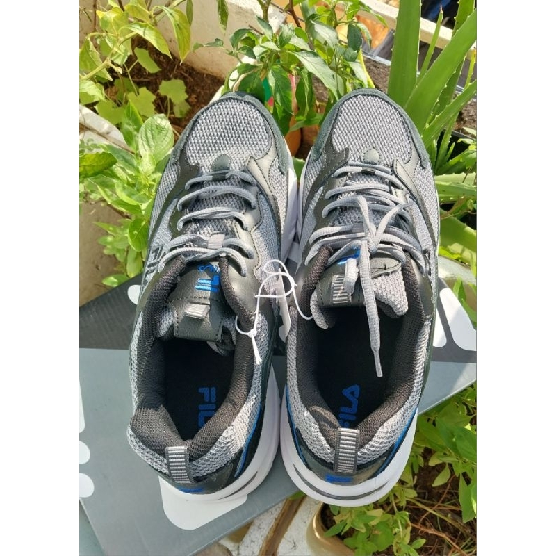 Giày FILa chính hãng size 47