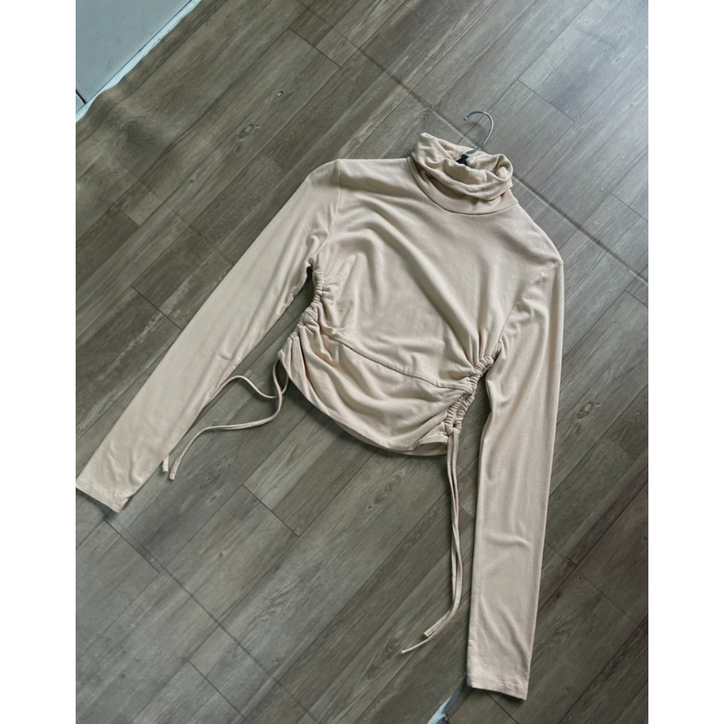 áo cổ lọ hãng dư xịn