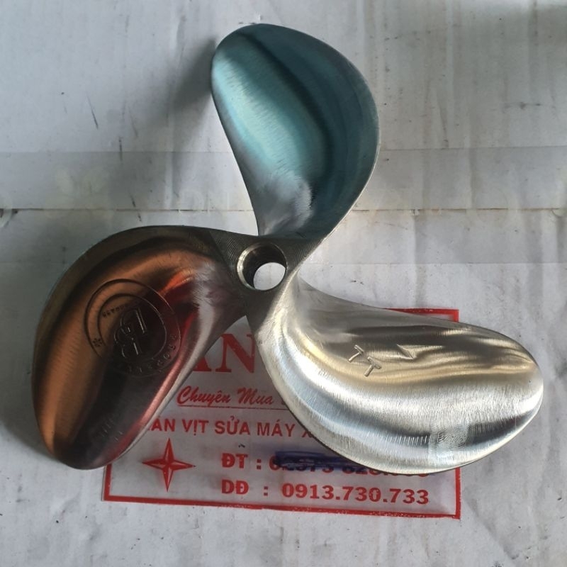 Chân vịt inox 3 cánh 6.0 và 6.5 cano máy nhong cốt xéo loại bóng gương  cam kết như hình giá sỉ