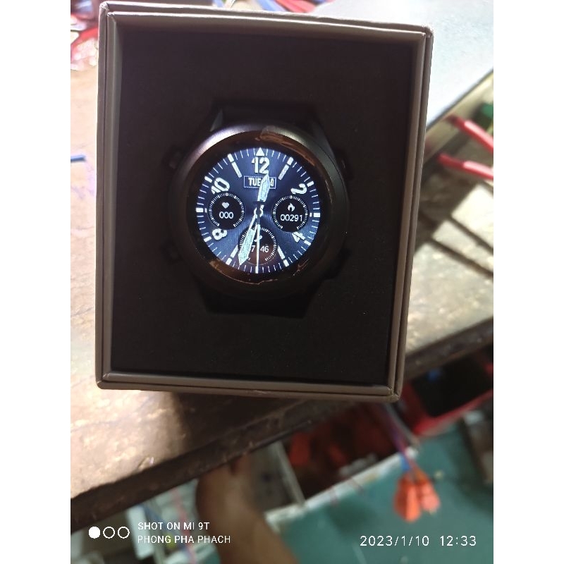 Đồng hồ thông minh  pin chờ hơn 20 ngày