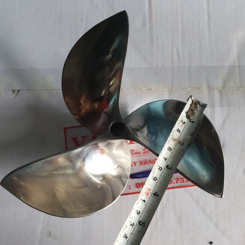 Chân vịt inox 3 cánh 5.0 và 5.5 cano máy nhong cốt xéo loại bóng gương  cam kết như hình giá sỉ